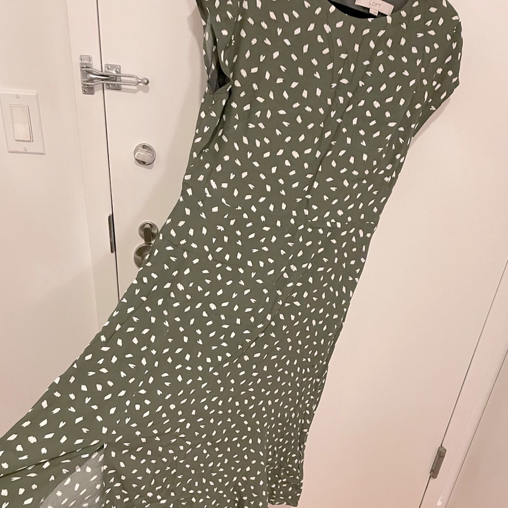 LOFT short sleeve midi dress size 12